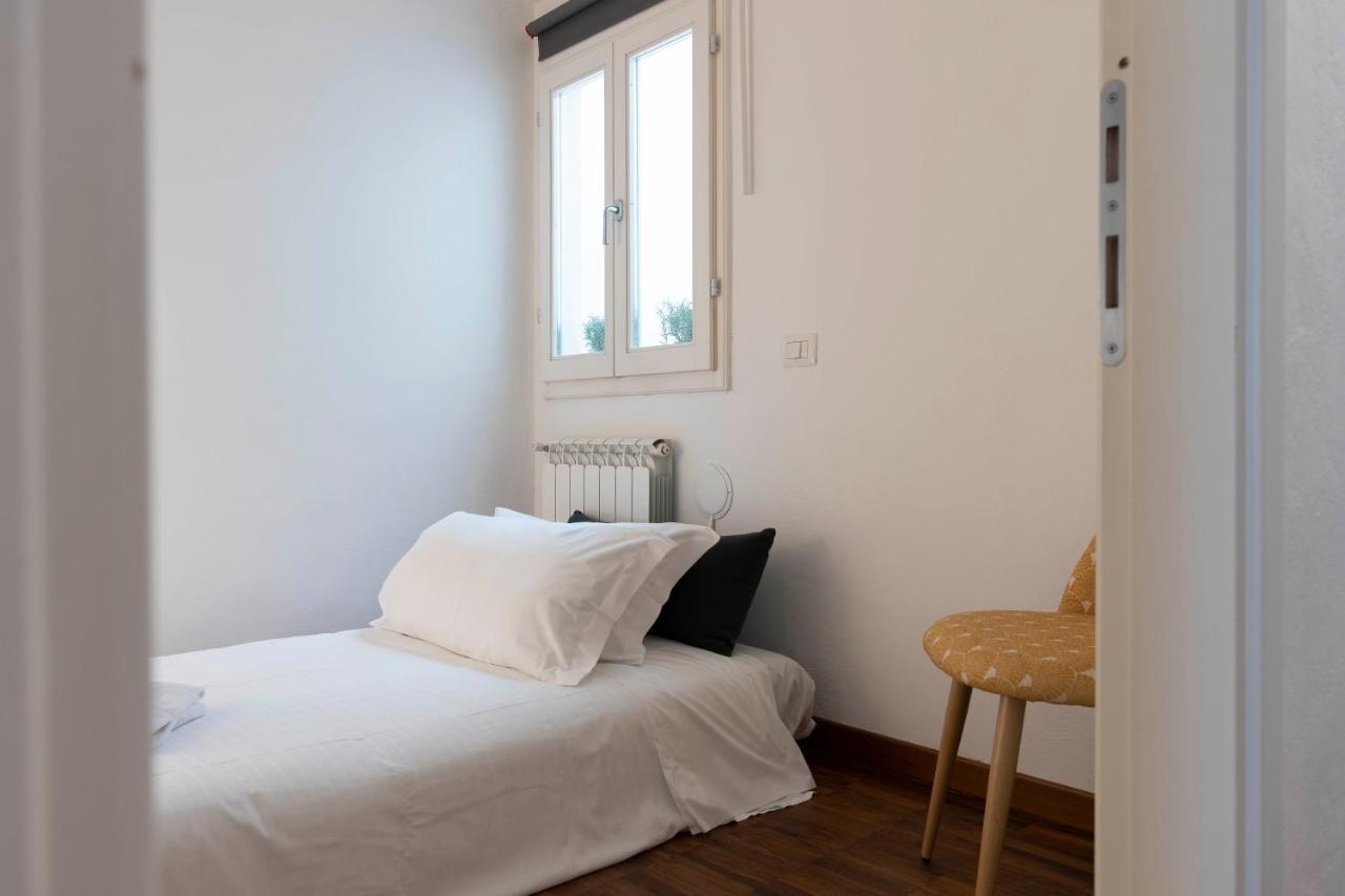 Apartamento Charme In Santa Maria Novella Florencia Exterior foto